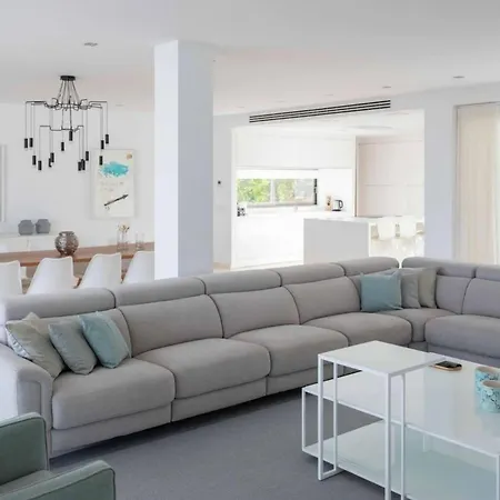 Villa Avinguda Cap Martinet Illes Balears